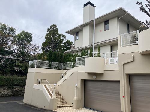 Exterior of Scarab Heights　A